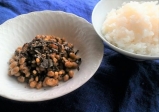 簡単・おいしい・梅昆布茶風味で納豆ごはん のパーマリンク
